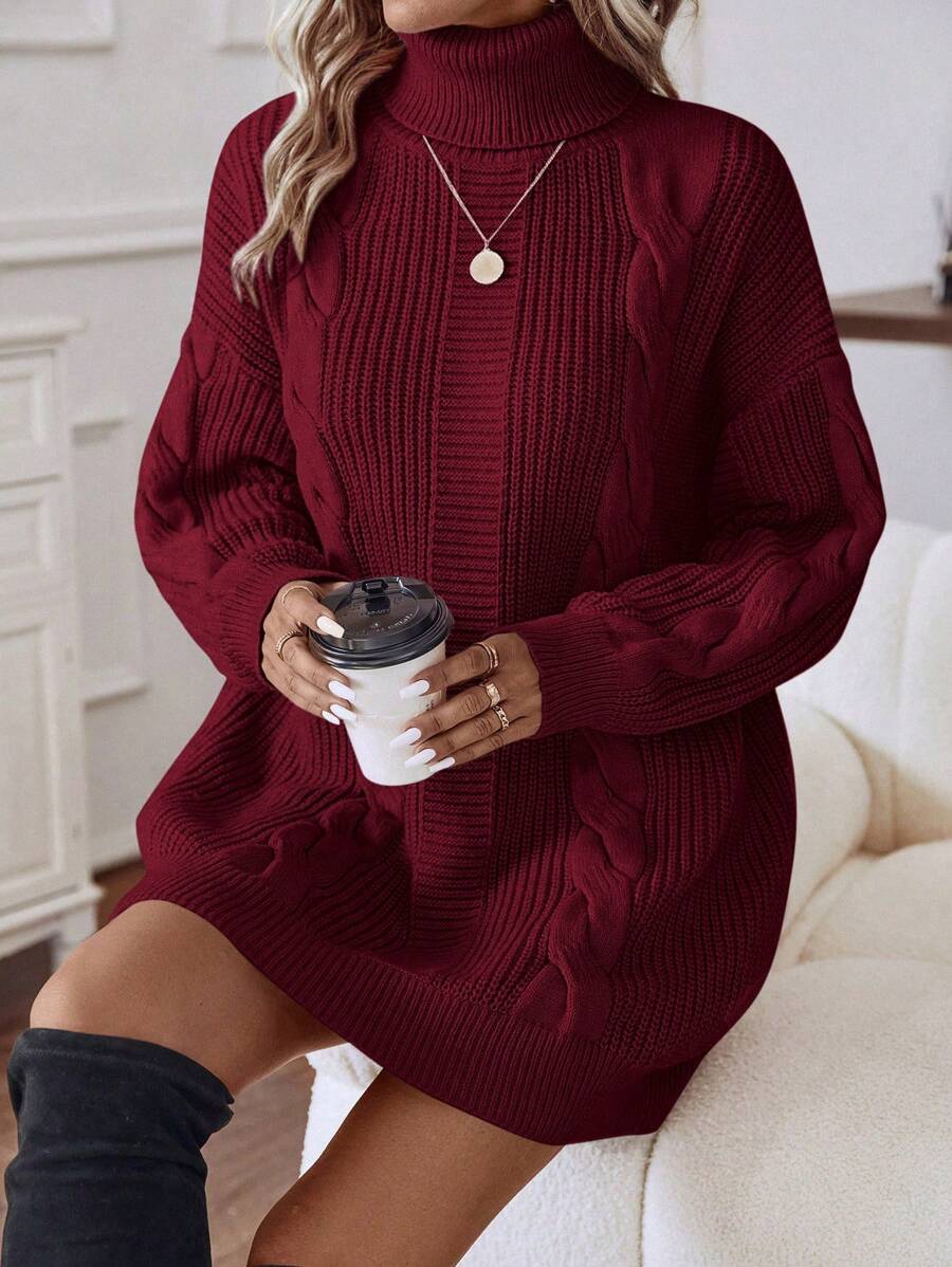 Vestido Tricô com Gola Alta e Ponto em Cabo – Rafaella