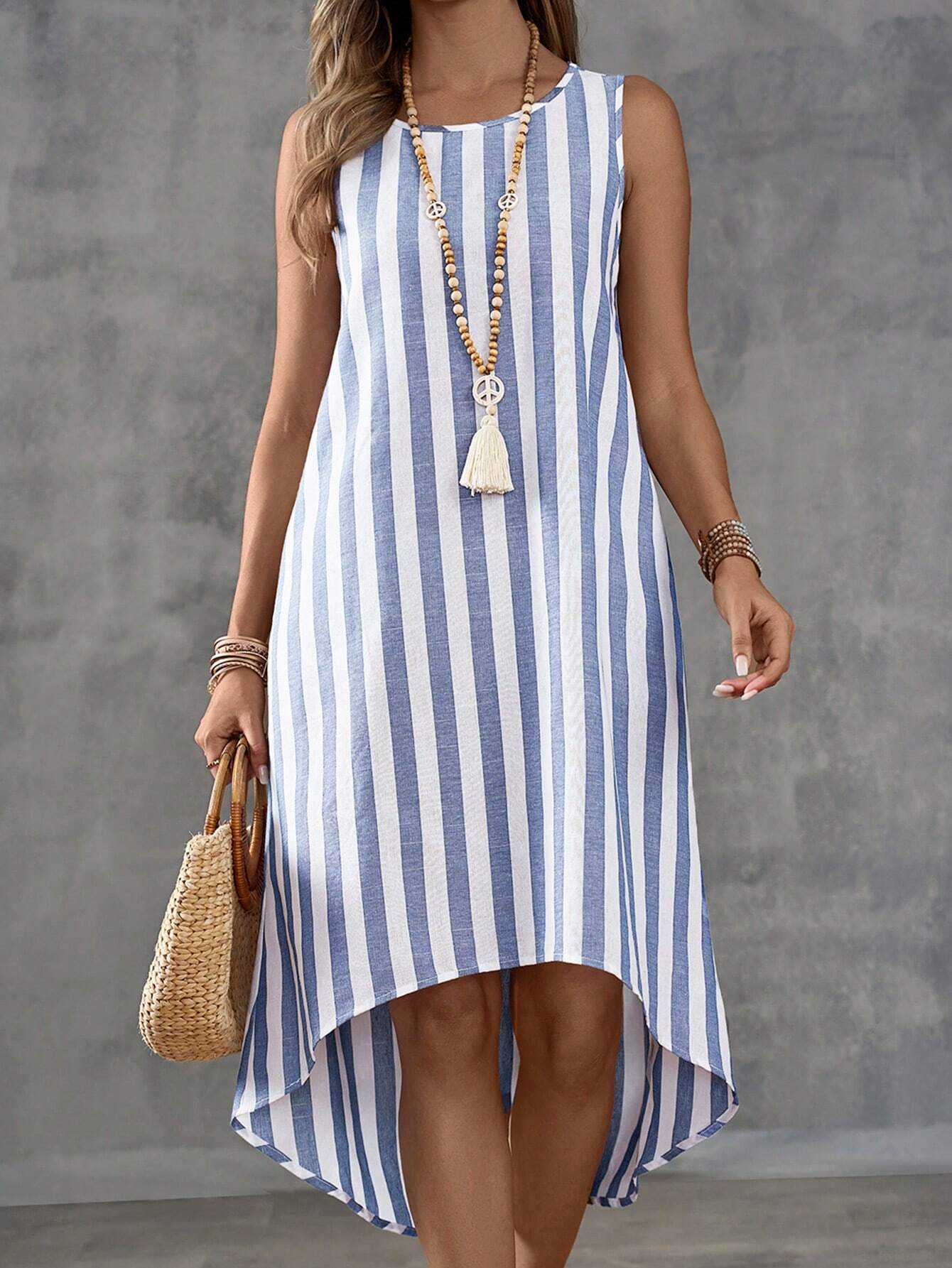 Vestido Assimétrico Sem Mangas - Camila