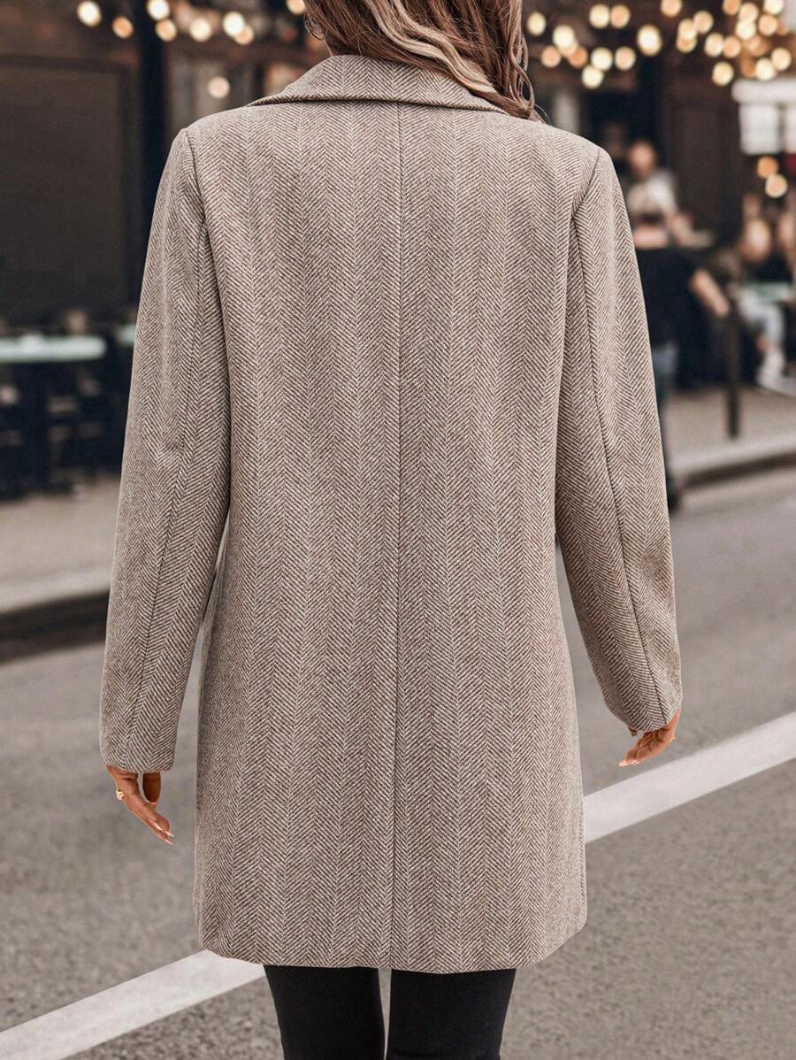 Casaco Feminino de Tweed com Lapela Elegante – Sônia