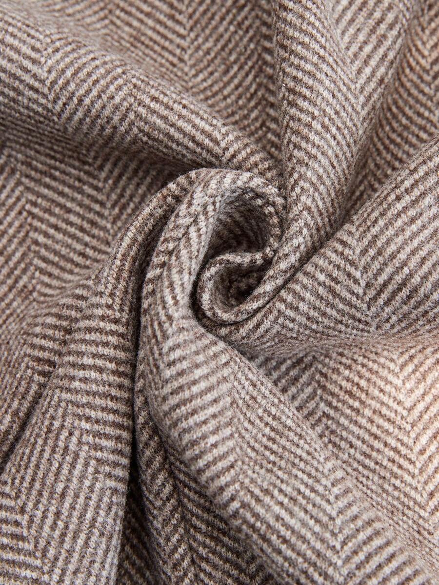 Casaco Feminino de Tweed com Lapela Elegante – Sônia