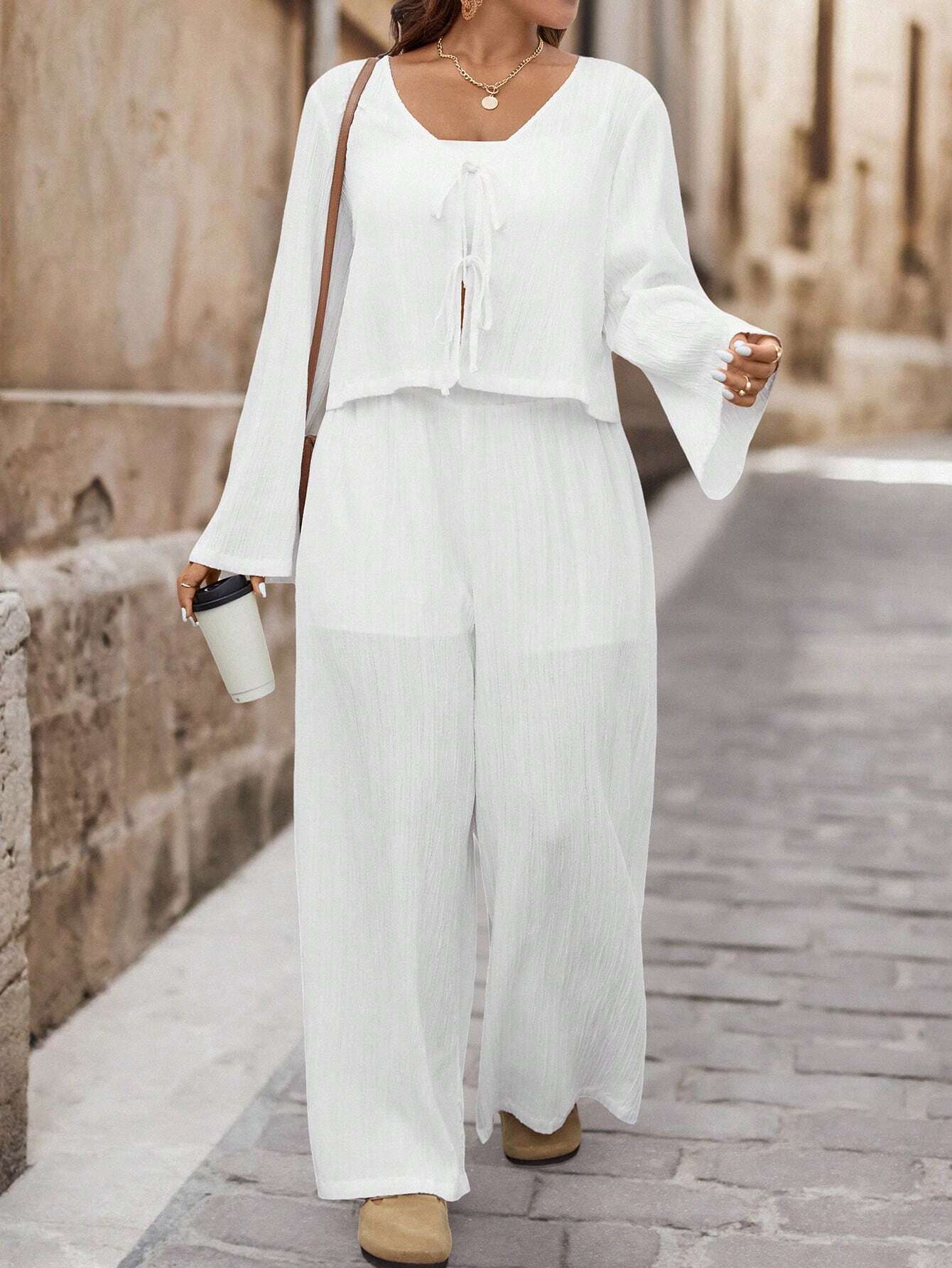 Conjunto Plus Size Branco com Manga Flare – Elisa