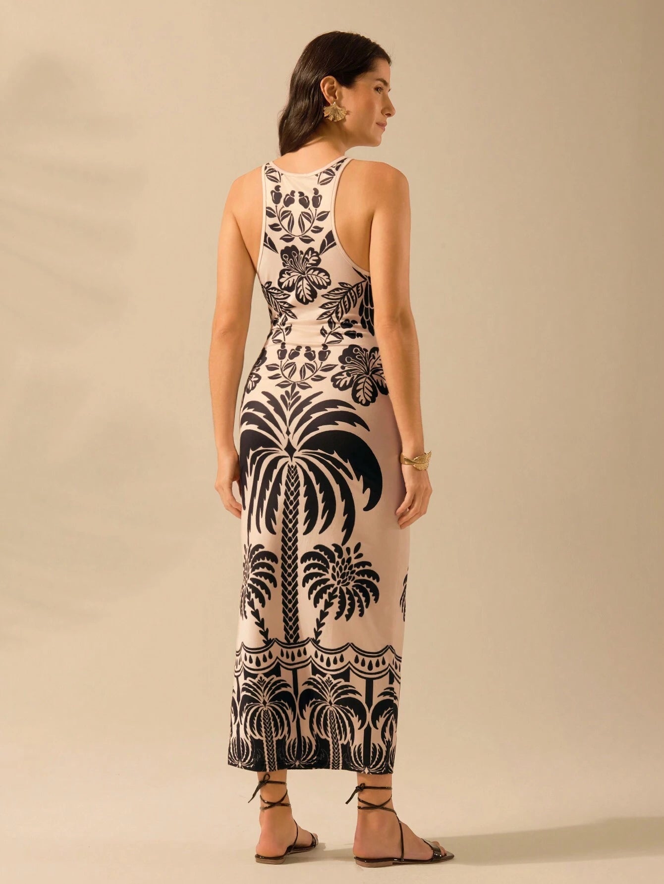 Vestido Longo com Costas Abertas e Fenda - Elisa