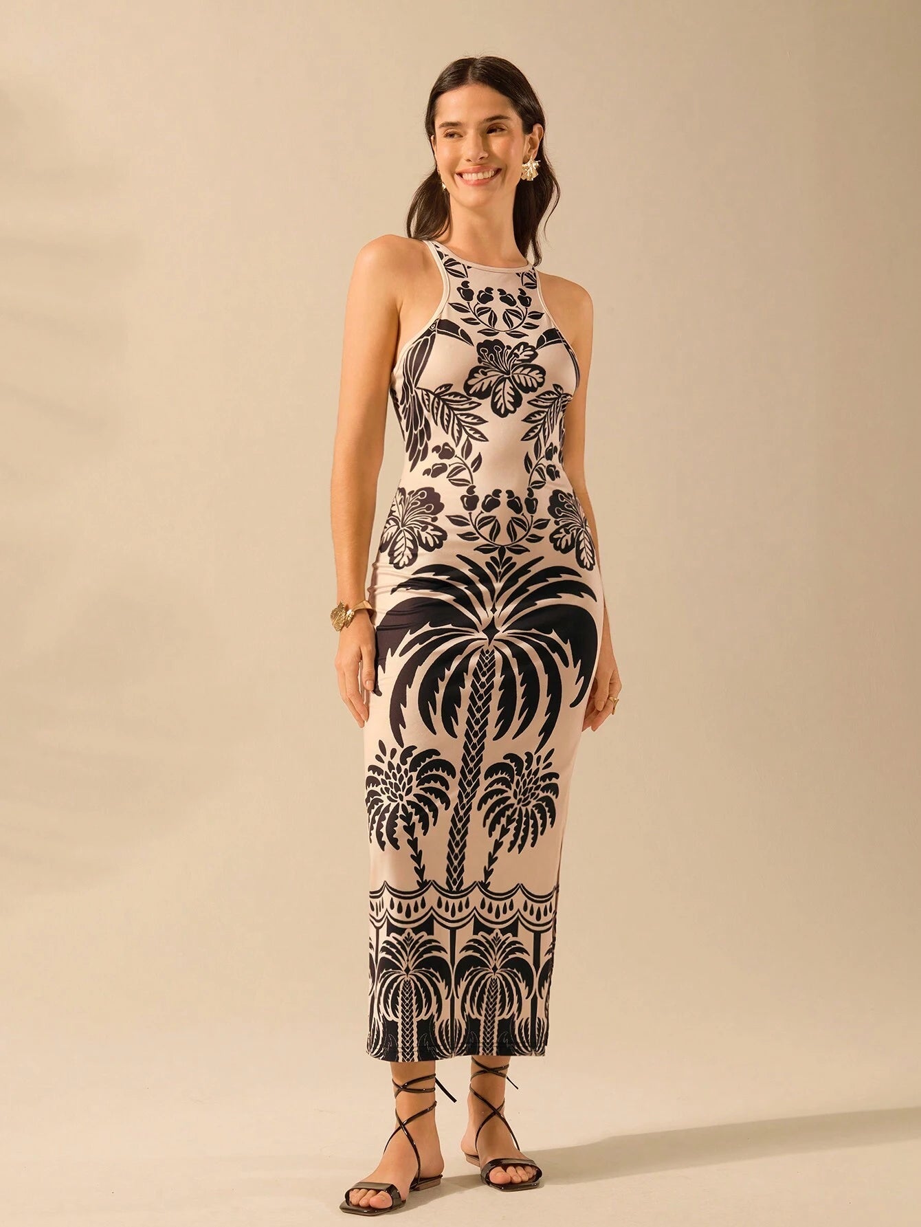 Vestido Longo com Costas Abertas e Fenda - Elisa