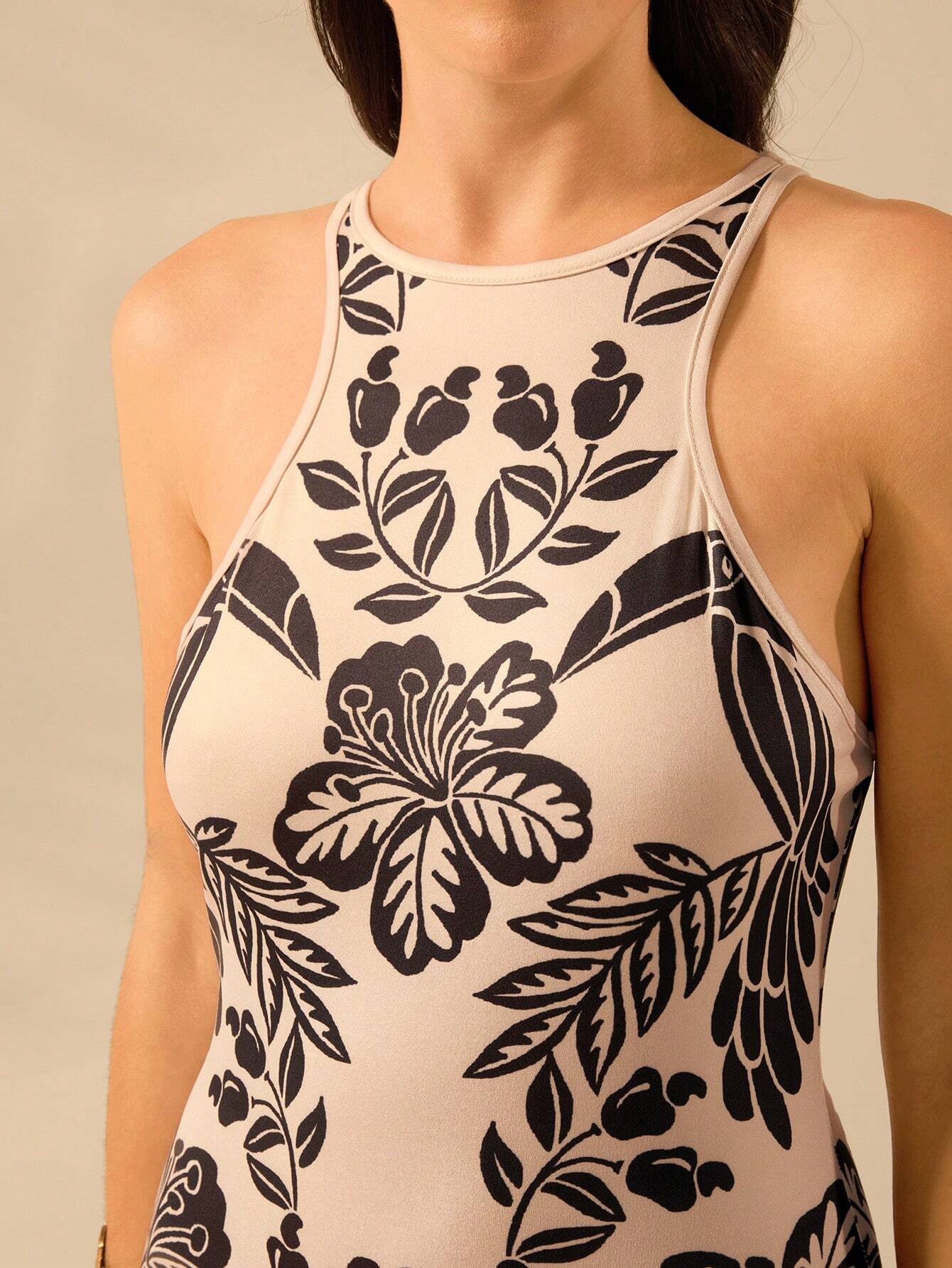 Vestido Longo com Costas Abertas e Fenda - Elisa