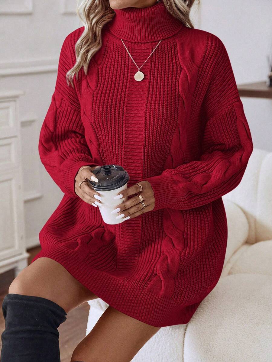 Vestido Tricô com Gola Alta e Ponto em Cabo – Rafaella