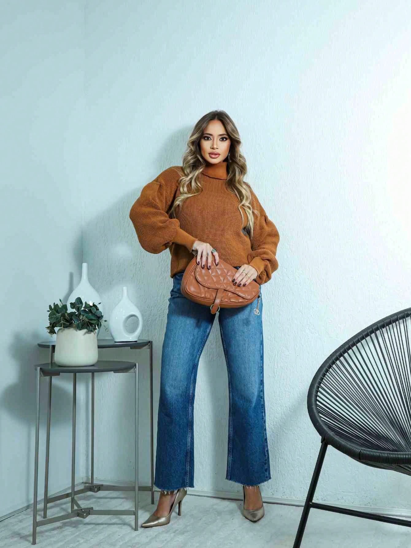 Suéter Feminino com Gola Boba e Caimento Solto – Viviane