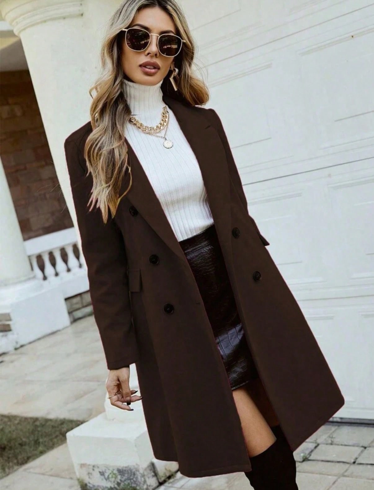 Casaco Longo Oversized em Tweed com Gola Alta – Isadora