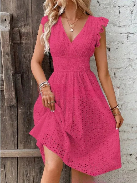 Vestido Midi de Renda com Decote em V