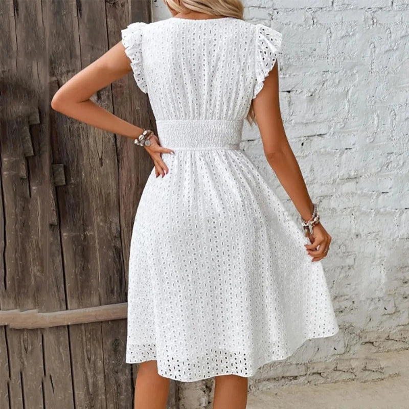 Vestido Midi de Renda com Decote em V