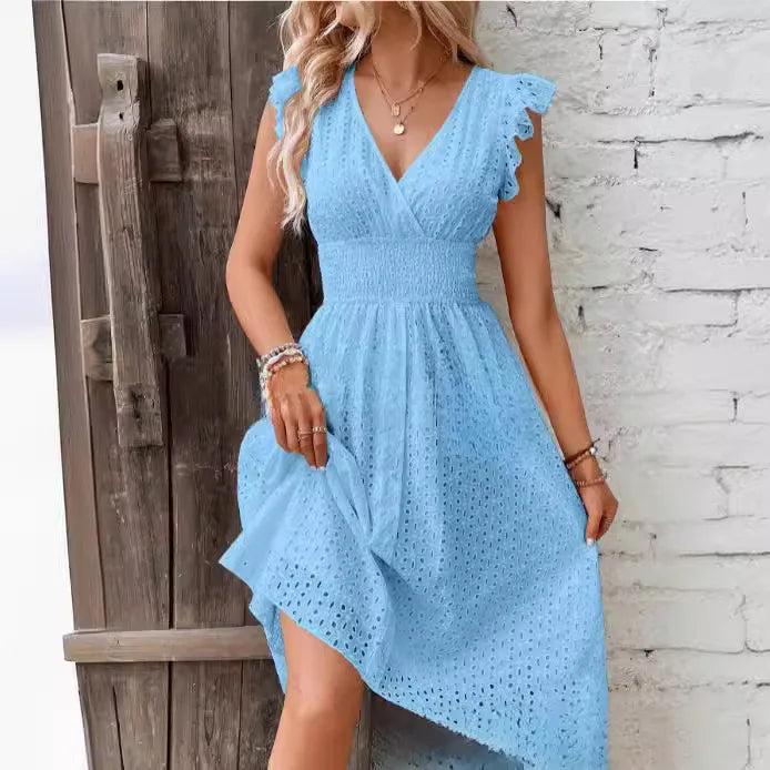 Vestido Midi de Renda com Decote em V