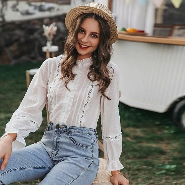 Camisa Feminina de Renda com Botões Larissa HumArraso