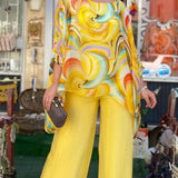 Amarelo
