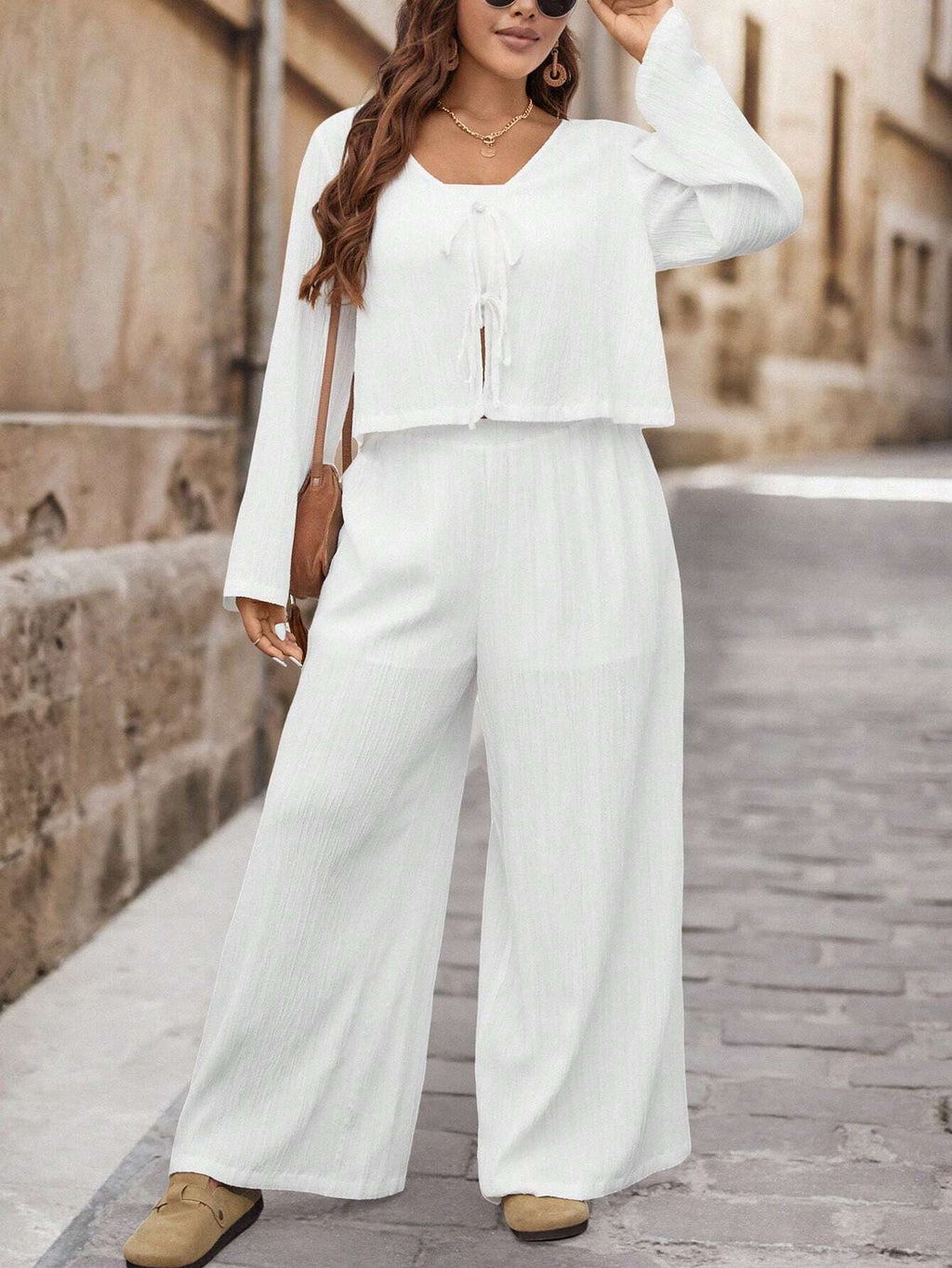 Conjunto Plus Size Branco com Manga Flare – Elisa