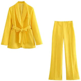 Amarelo