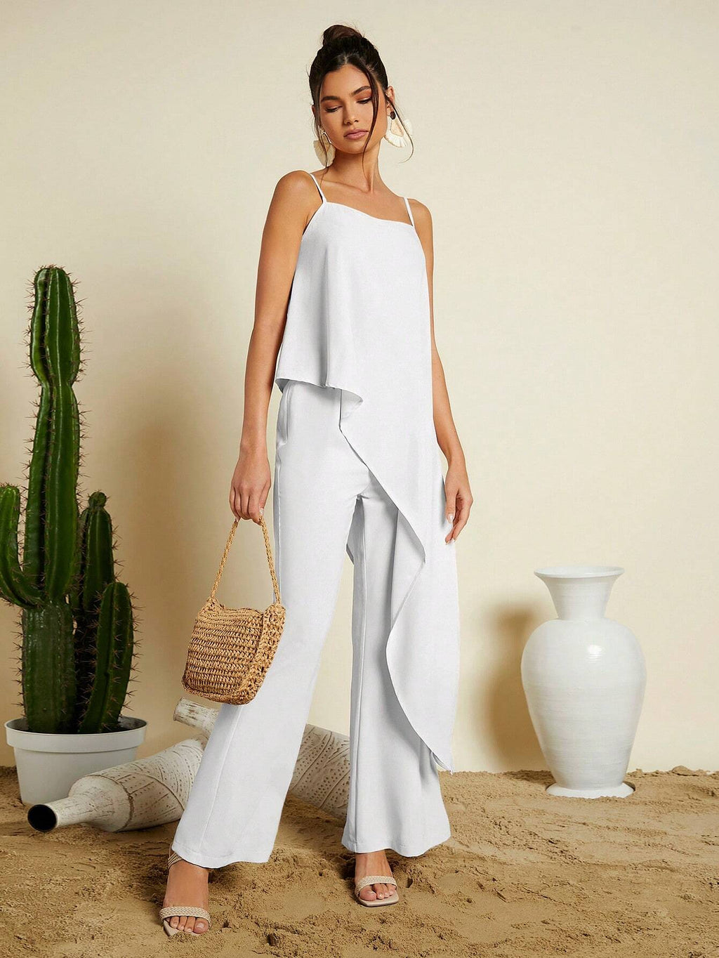 Conjunto com Regata Assimétrica e Calça Perna Larga