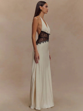 Vestido Longo com Retalhos em Renda