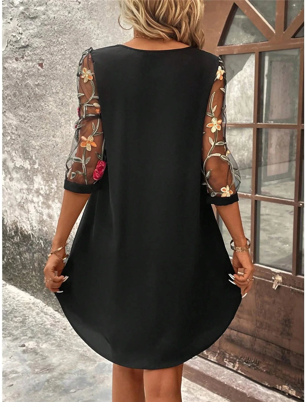 Vestido Midi com Manga Estampada