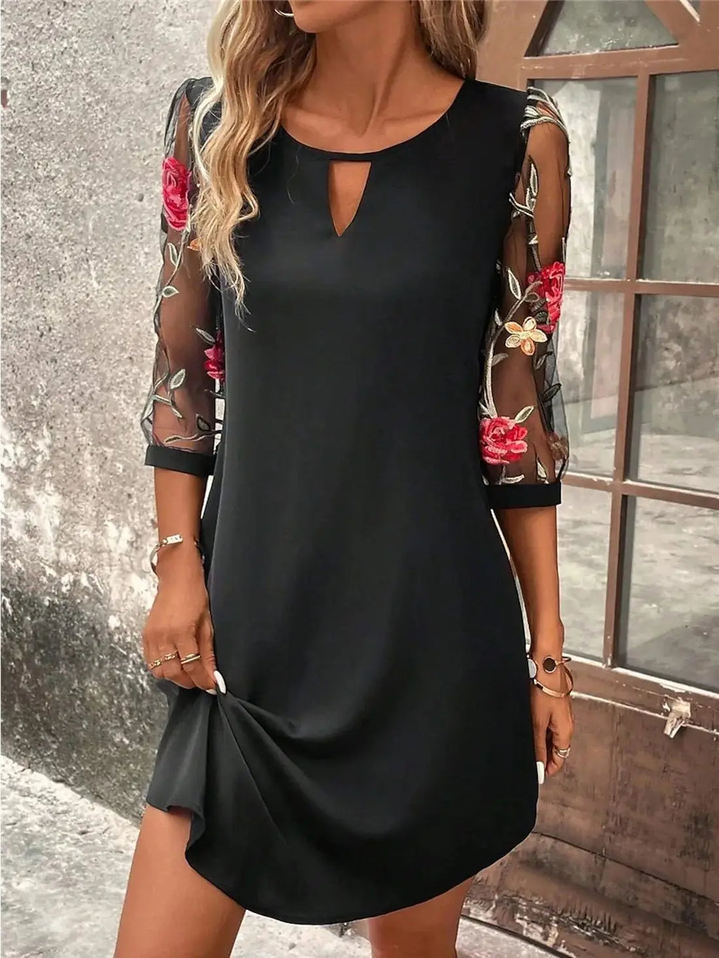 Vestido Midi com Manga Estampada