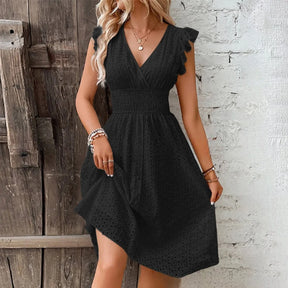 Vestido Midi de Renda com Decote em V