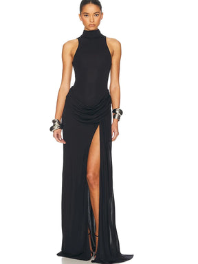 Vestido Longo com Fenda e Sem Mangas