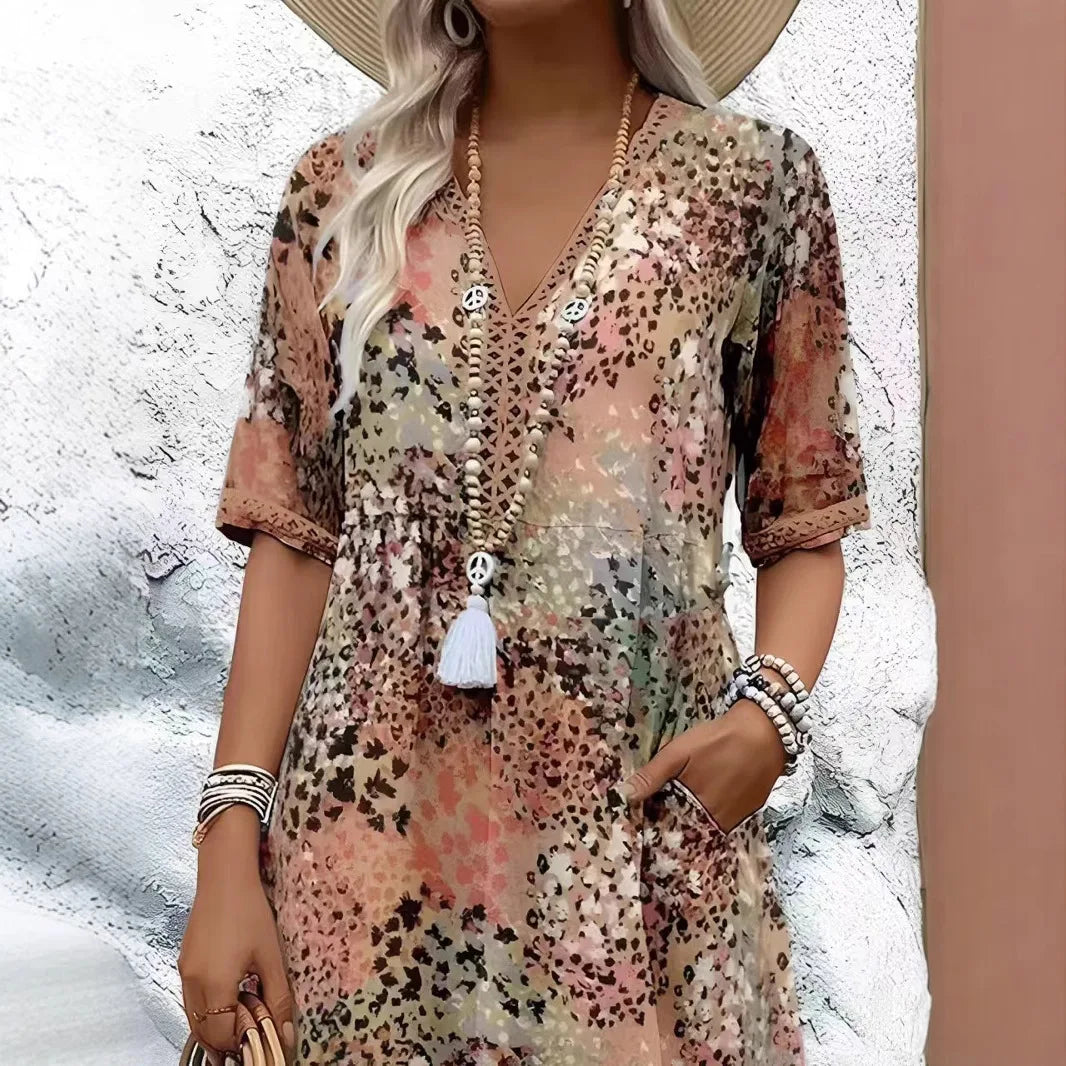 Vestido Midi Estampado com Renda Decote V Valquíria