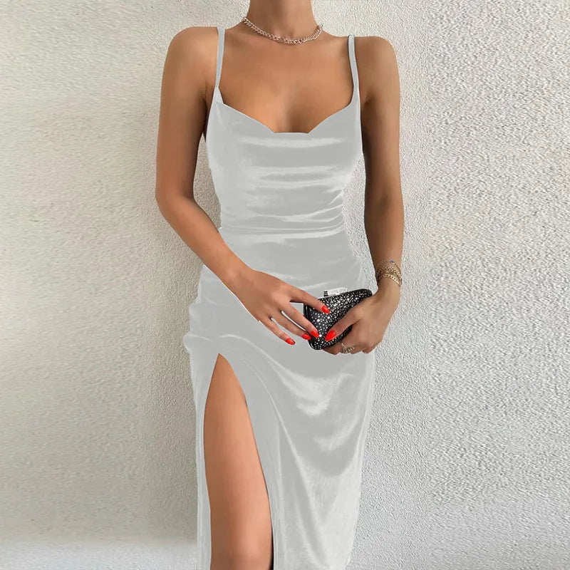 Vestido com Fenda e Sem Costas Aveline
