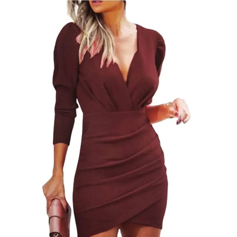 Vestido Curto com Decote em V Edna
