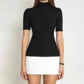 Vestido Curto Preto com Saia Branca