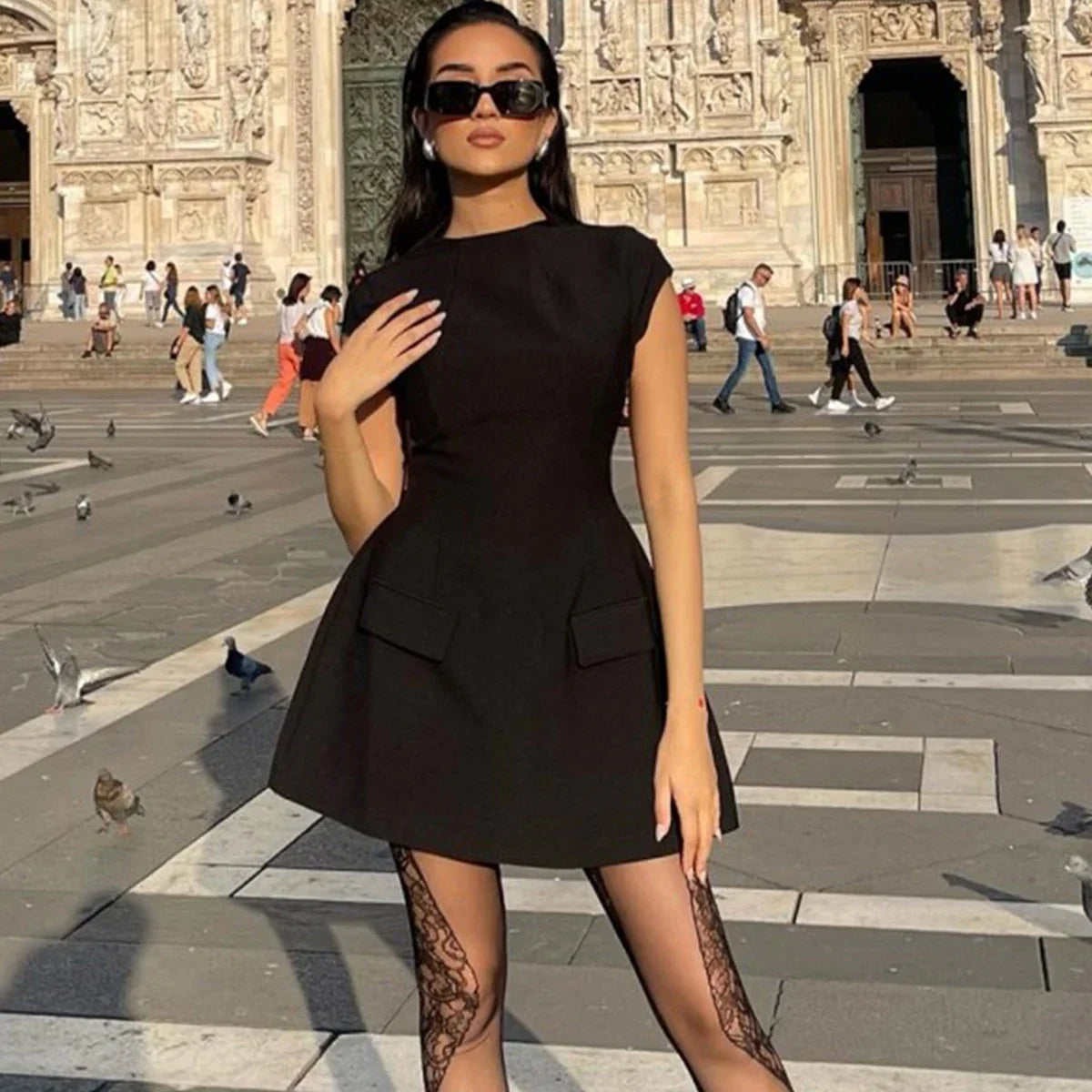 Vestido Curto Sem Mangas Florença