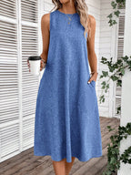 Vestido Sem Mangas com Bolso Inclinado