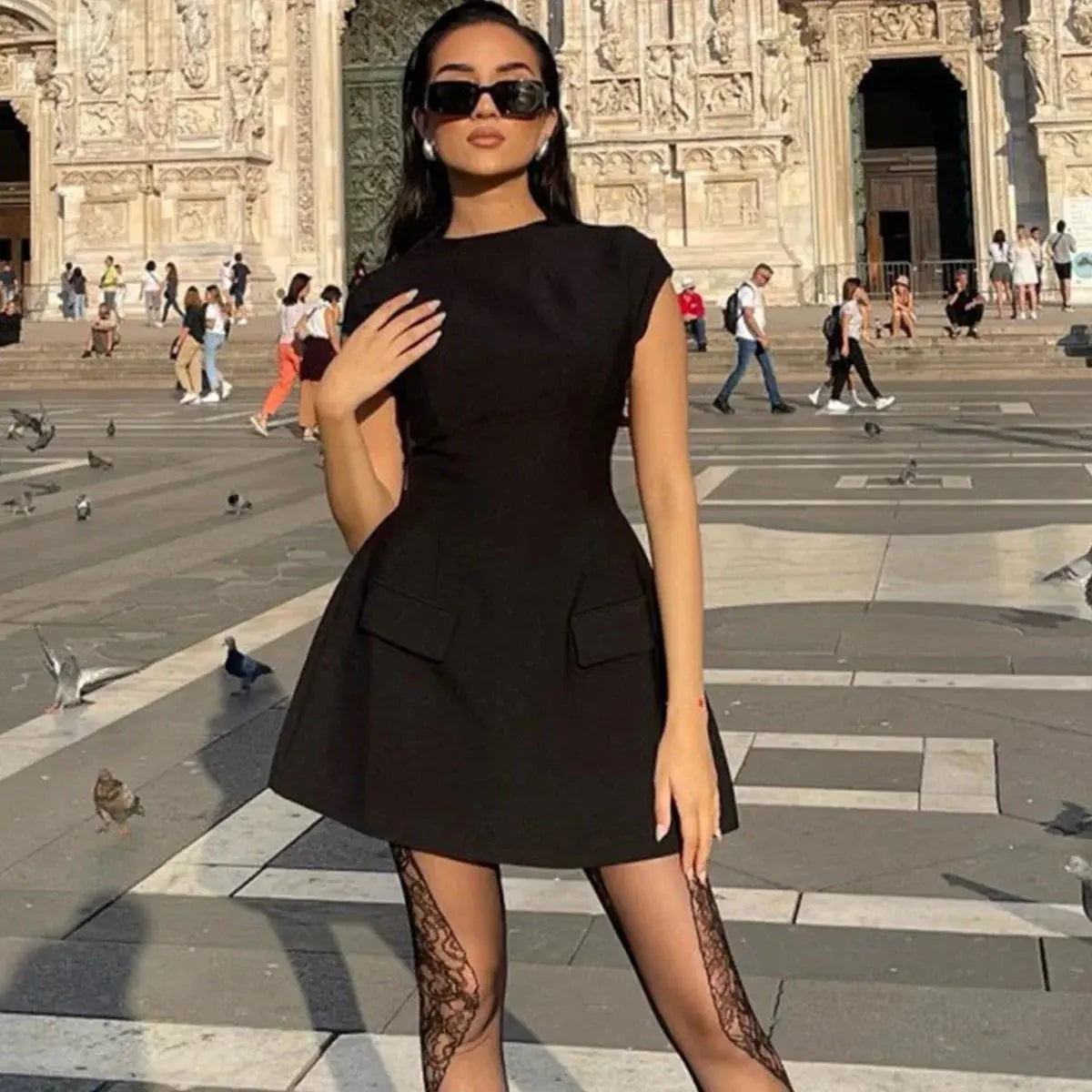 Vestido Curto Sem Mangas Florença