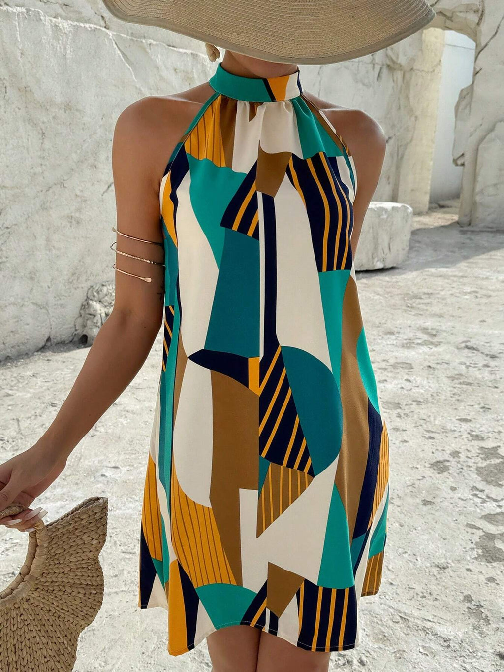Vestido Curto com Decote Halter - Vanessa