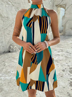 Vestido Curto com Decote Halter - Vanessa