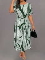 Vestido Longo Casual Plus Size com Estampa Geométrica e Listrada