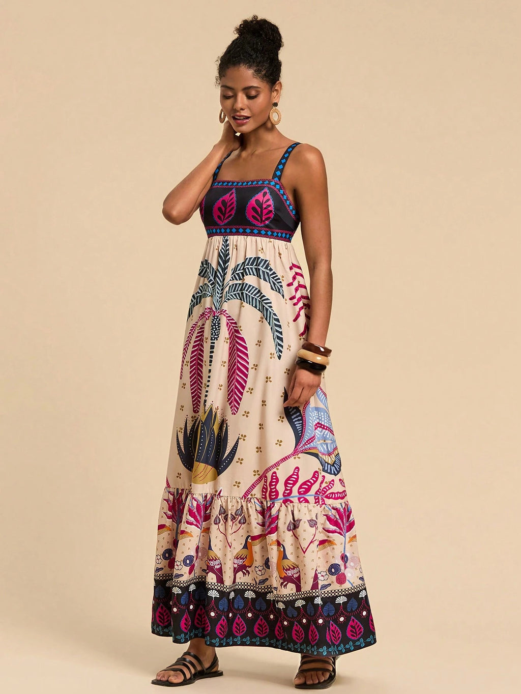 Vestido Longo Elegante de Estampado