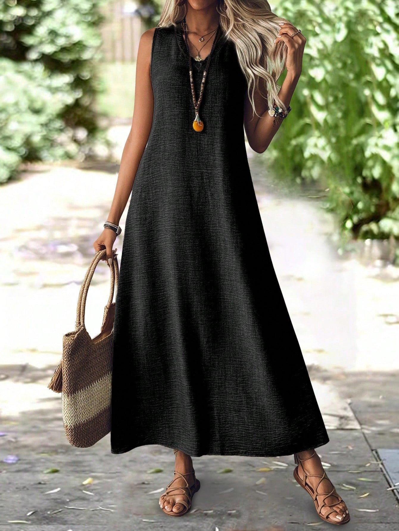 Vestido Longo de Linho com Decote V - Gabriela