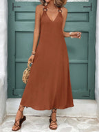 Vestido Feminino Longo com Decote em V
