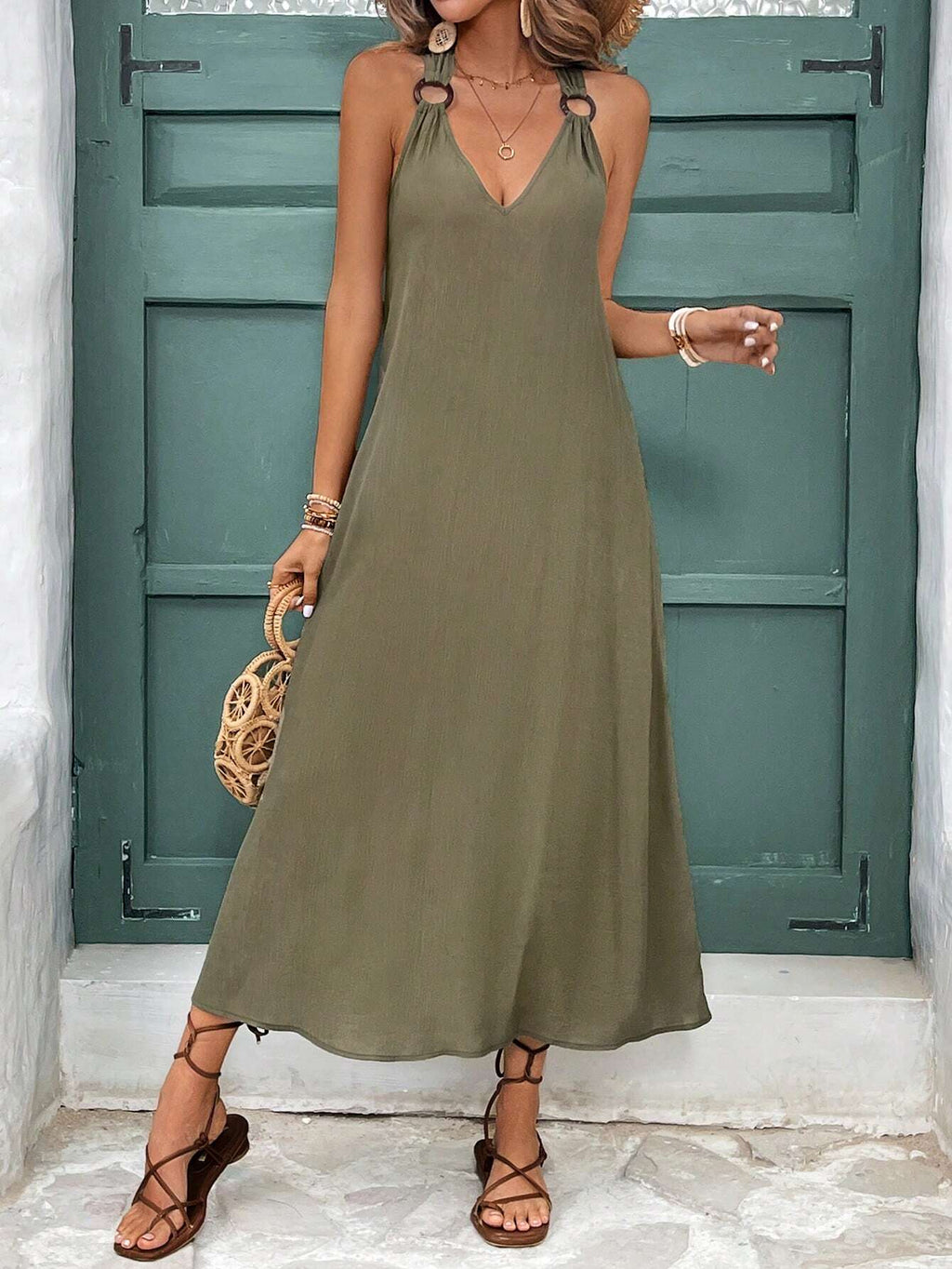 Vestido Feminino Longo com Decote em V