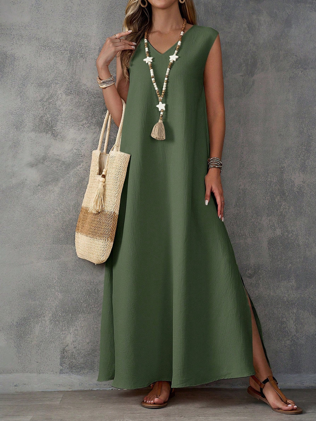 Vestido Maxi Sem Mangas com Decote V
