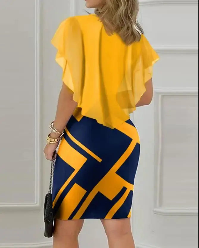 Vestido Midi de Manga Curta com Estampa Geométrica