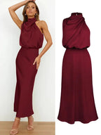 Vestido de Cetim Sem Mangas