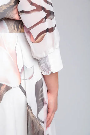 Vestido Orquídea com Cinto Elegante