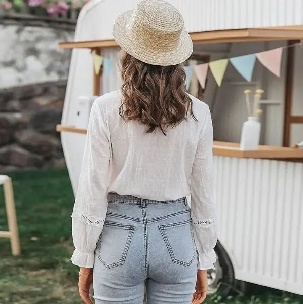 Camisa Feminina de Renda com Botões Larissa  HumArraso